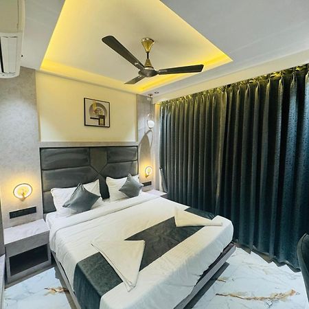 Hotel Windsor Castle 뭄바이 외부 사진