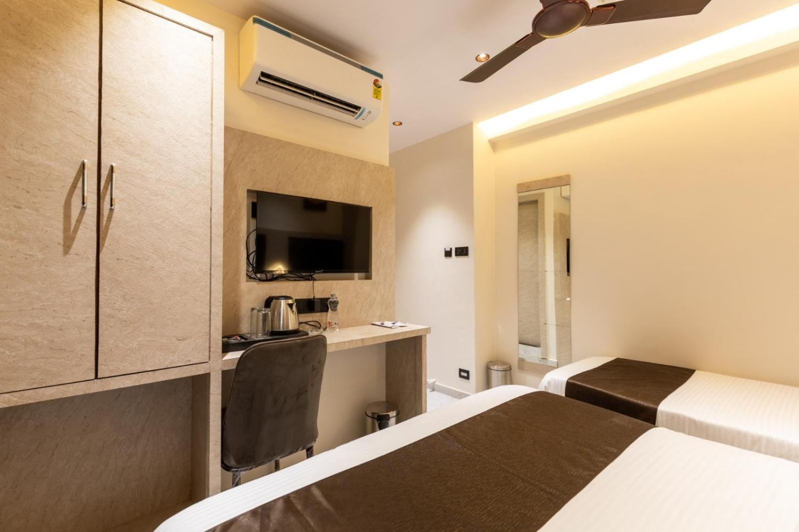 Hotel Windsor Castle 뭄바이 외부 사진