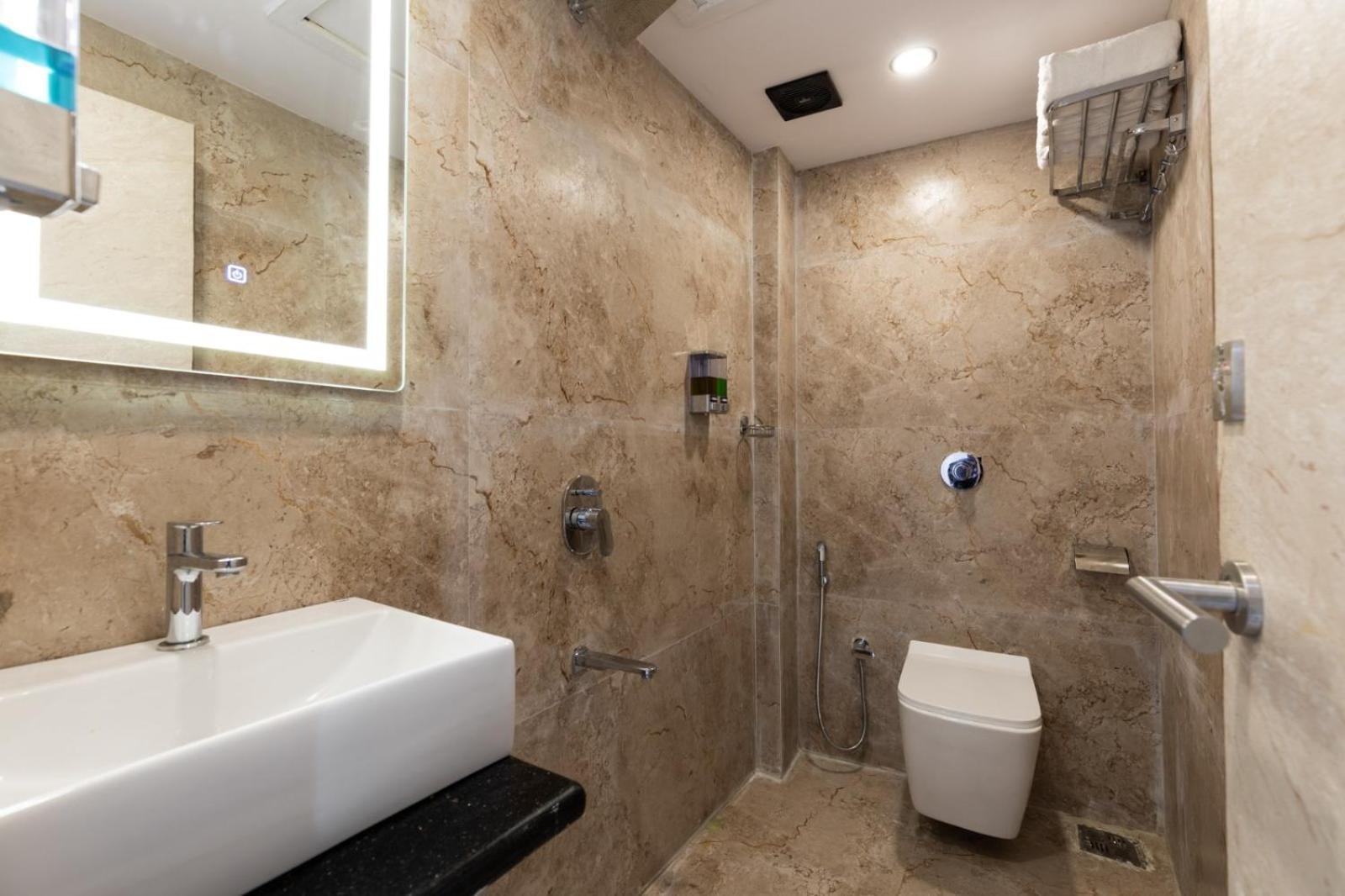 Hotel Windsor Castle 뭄바이 외부 사진