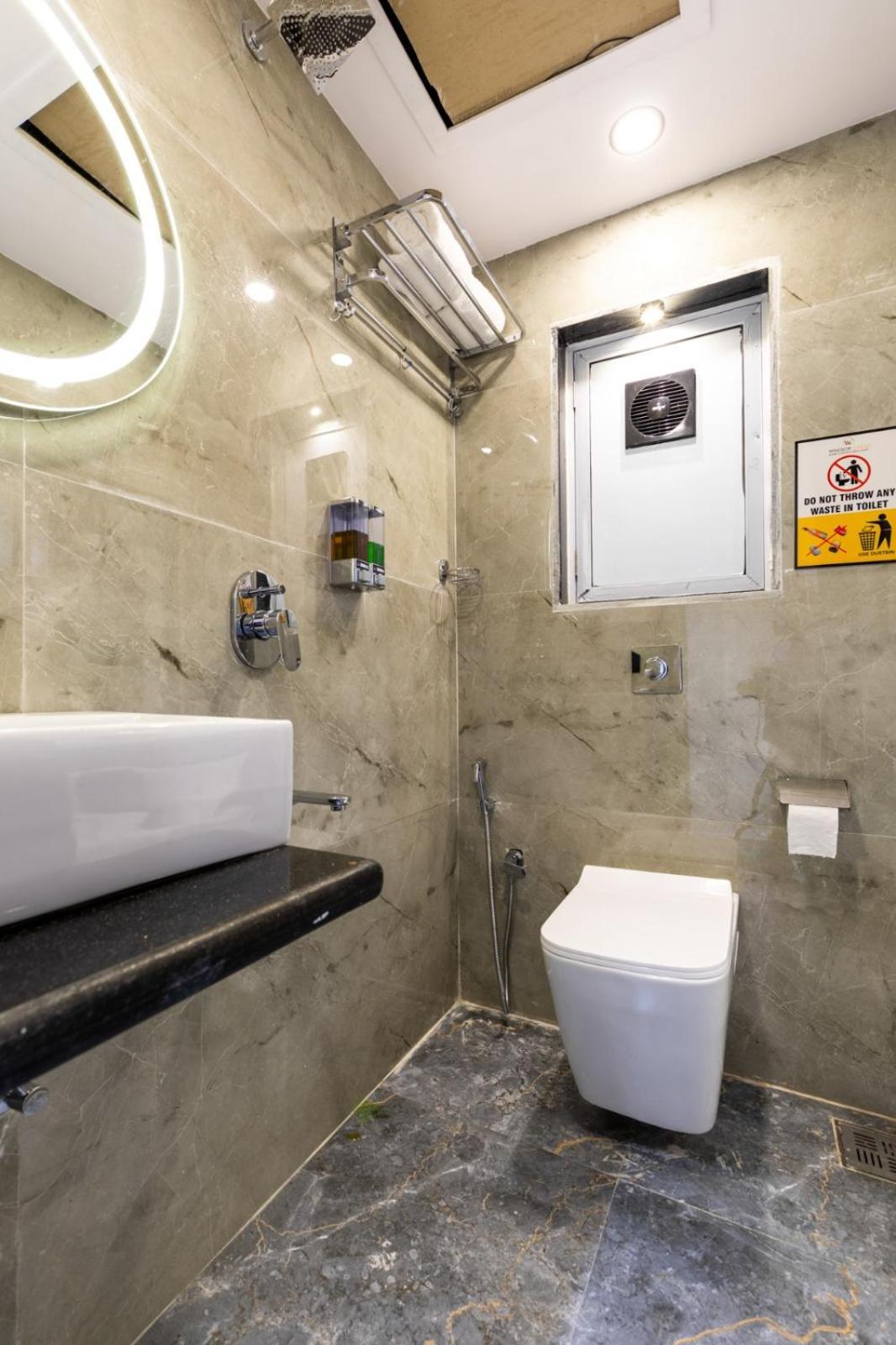Hotel Windsor Castle 뭄바이 외부 사진