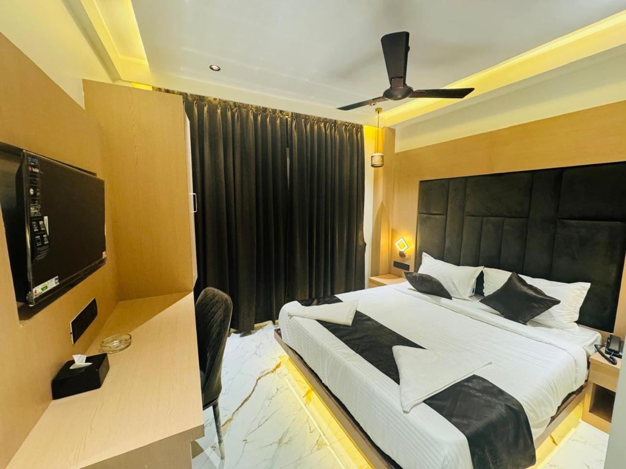 Hotel Windsor Castle 뭄바이 외부 사진